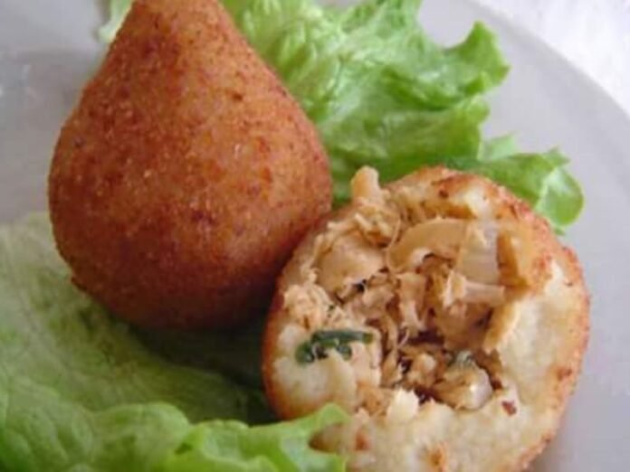 Receita-Massa-de-Coxinha-de-Frando-com-Massa-de-Batata-Receitasparanegocios